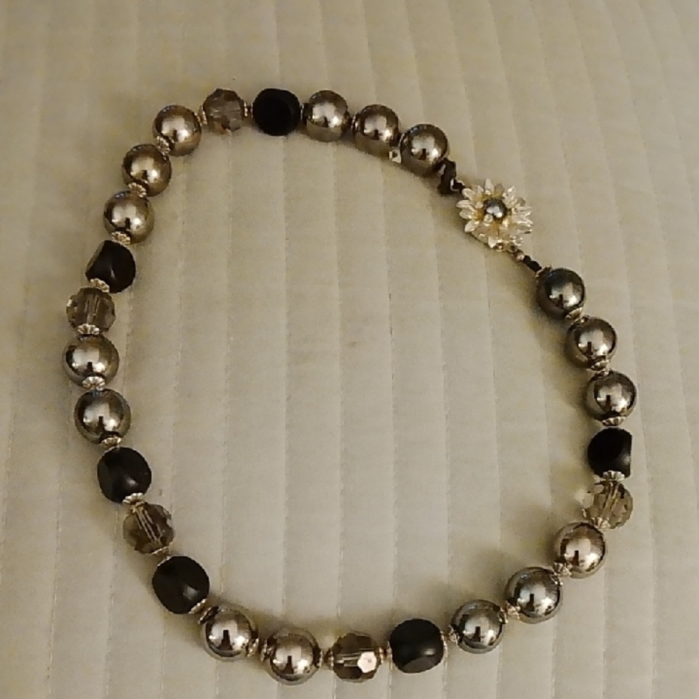 Elegant Silver and Black Beaded Necklace